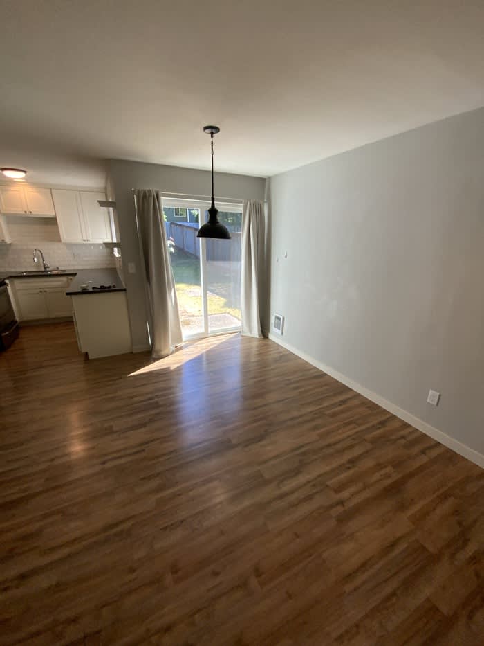 AVAILABLE NOW 3806 North Winnifred Street – photo 5