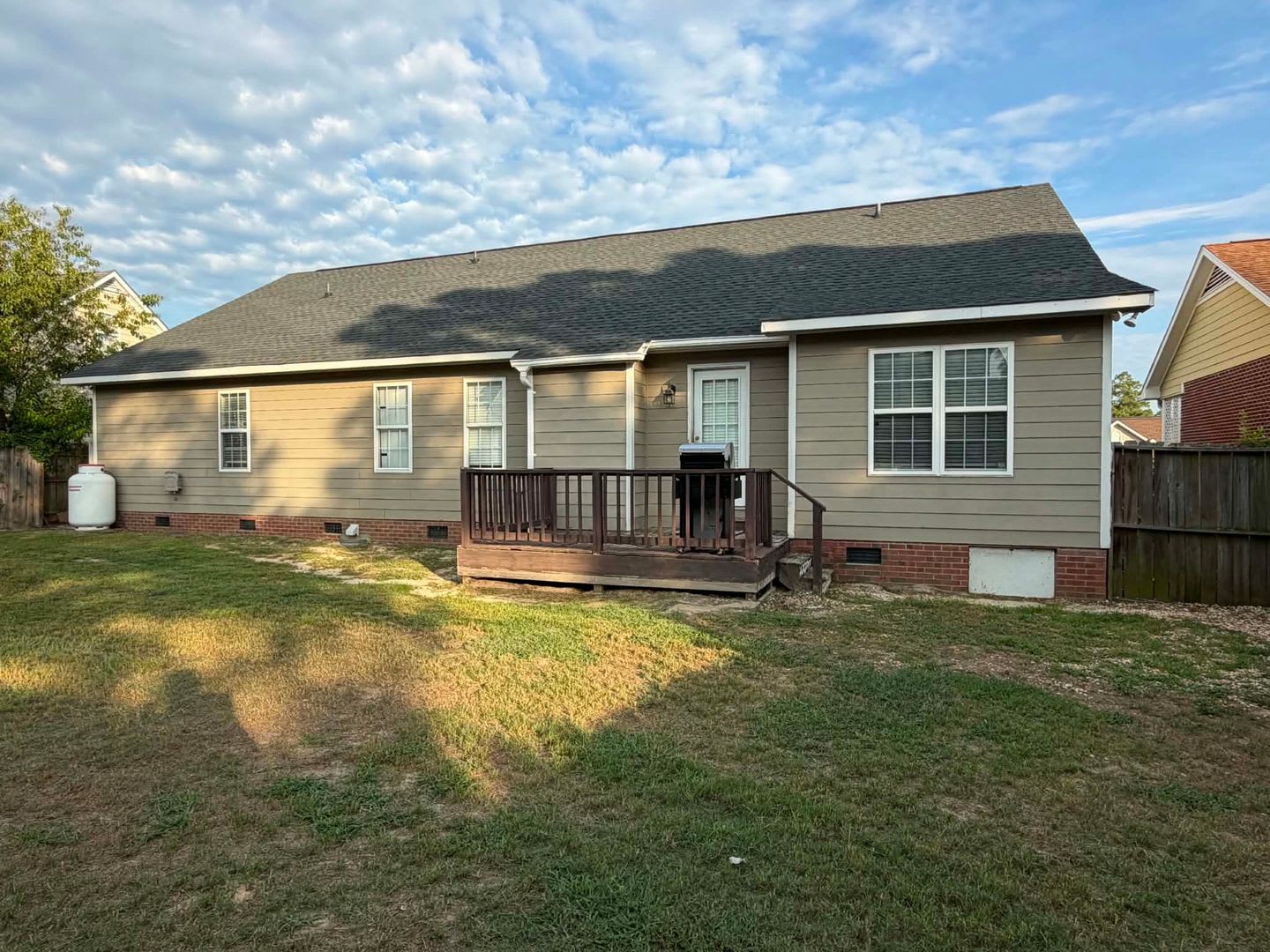 618 Connaly Drive ~ Southview ~ LAWN CARE INCLUDED ~ COMING SOON!! – photo 2