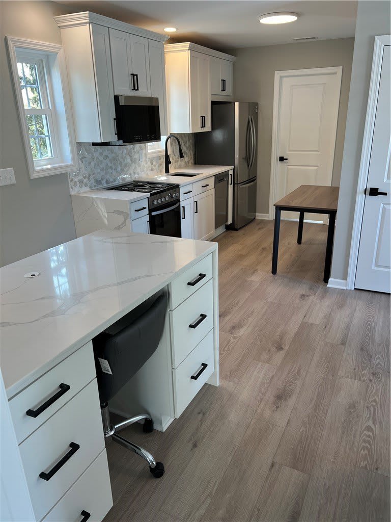 1651 Empire Boulevard – photo 5