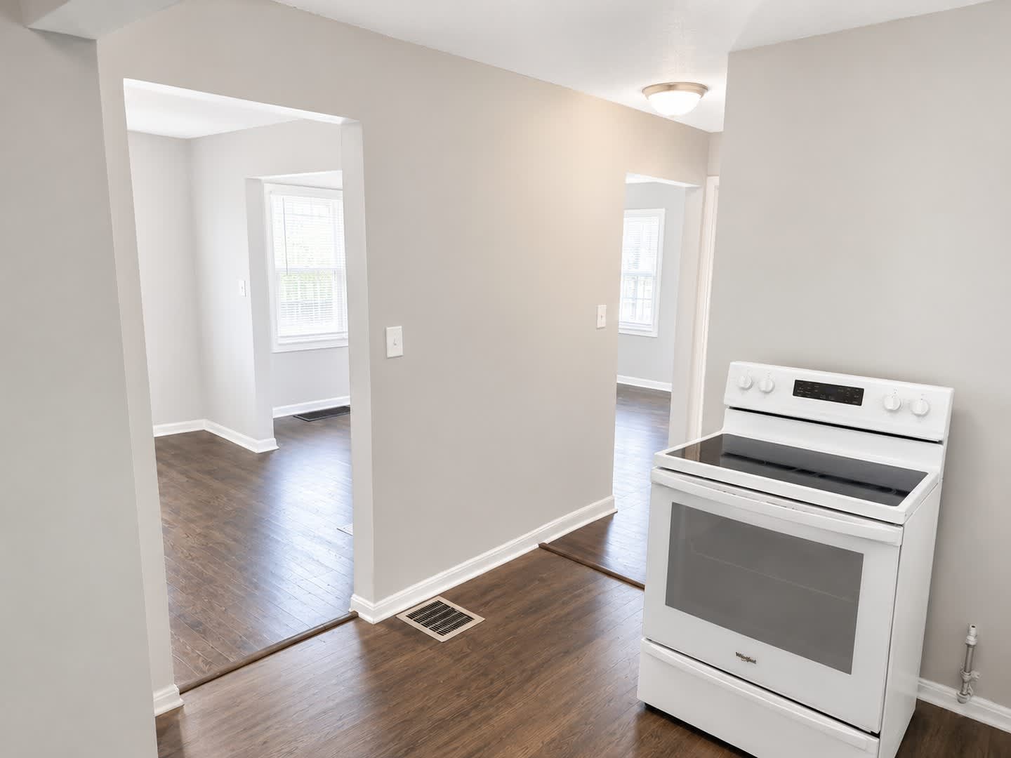 Cute Updated 3 Bedroom Home – photo 4