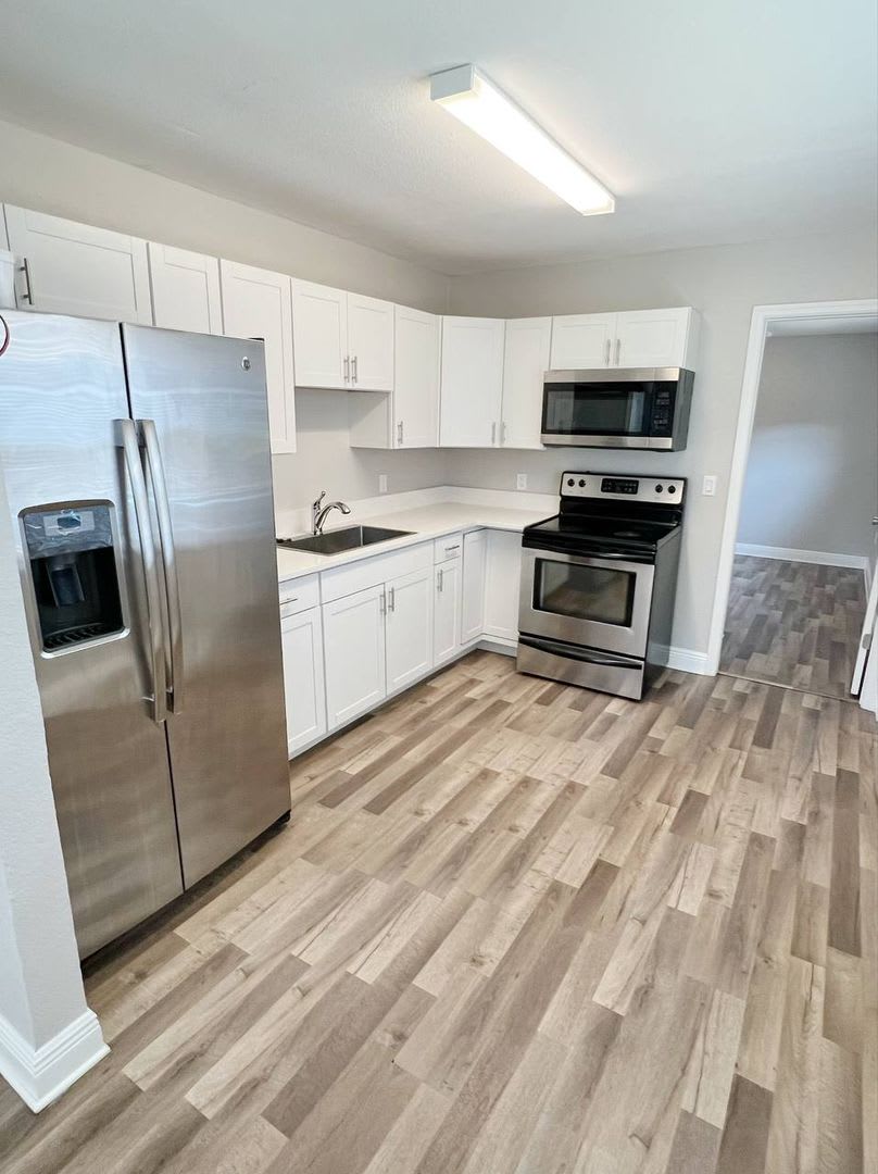 New Remodeled – photo 1