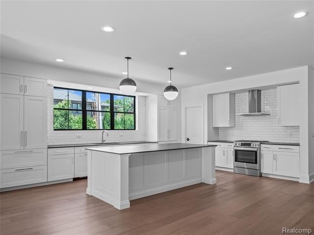 887 Redding Road – photo 3