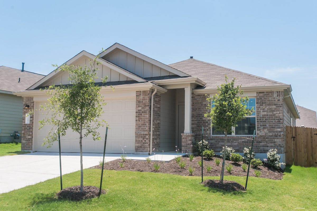 Updated Southeast Austin Single Story – photo 2
