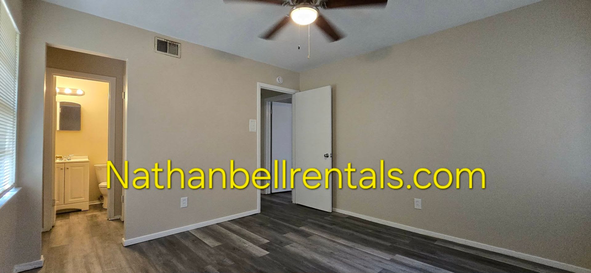 2340 Beverly Dr. – photo 2