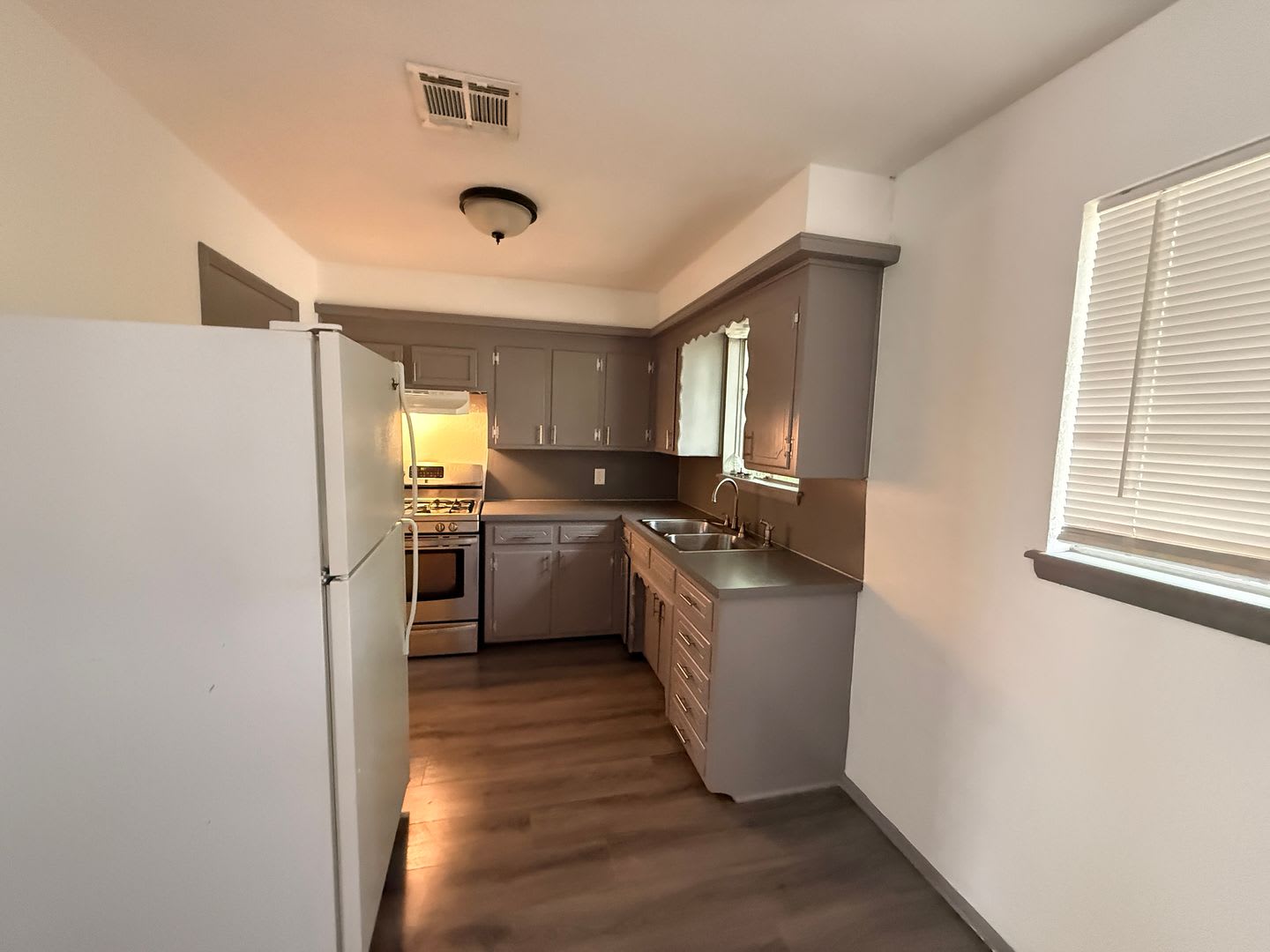 6111 Nw Euclid Ave 1000 – photo 5