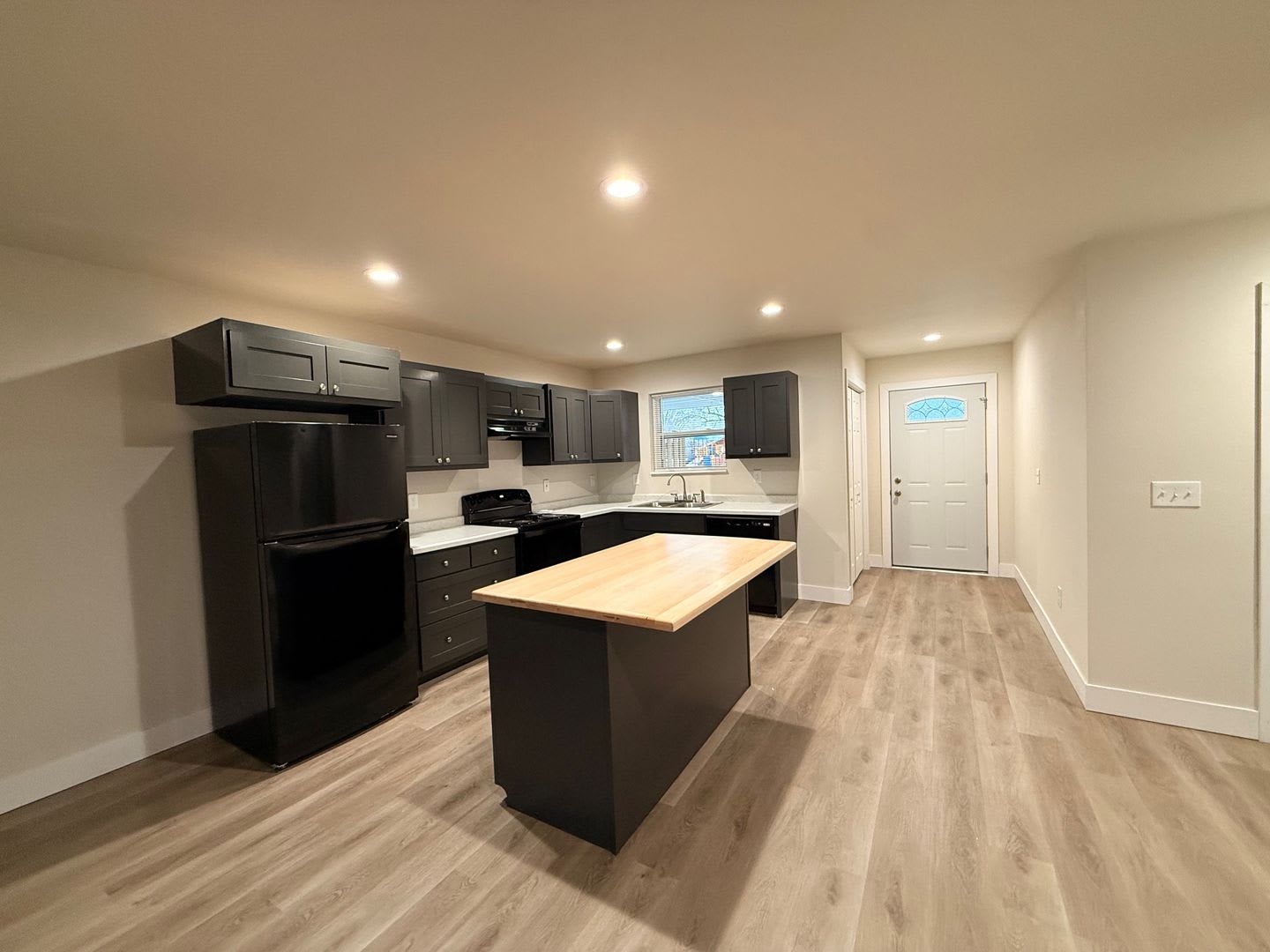 2 Bedroom Duplex – photo 2