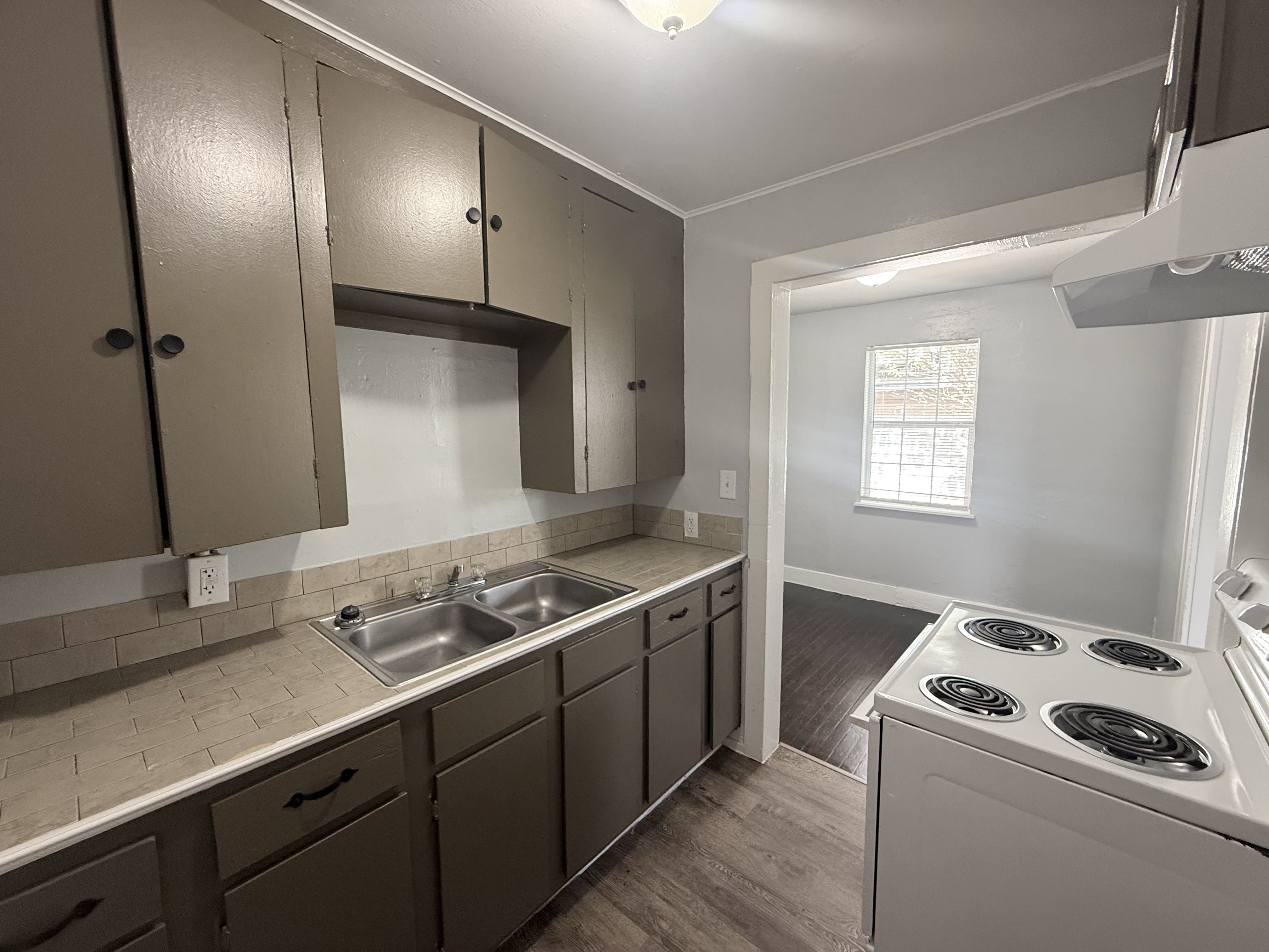 1323 NE 7th St – photo 5