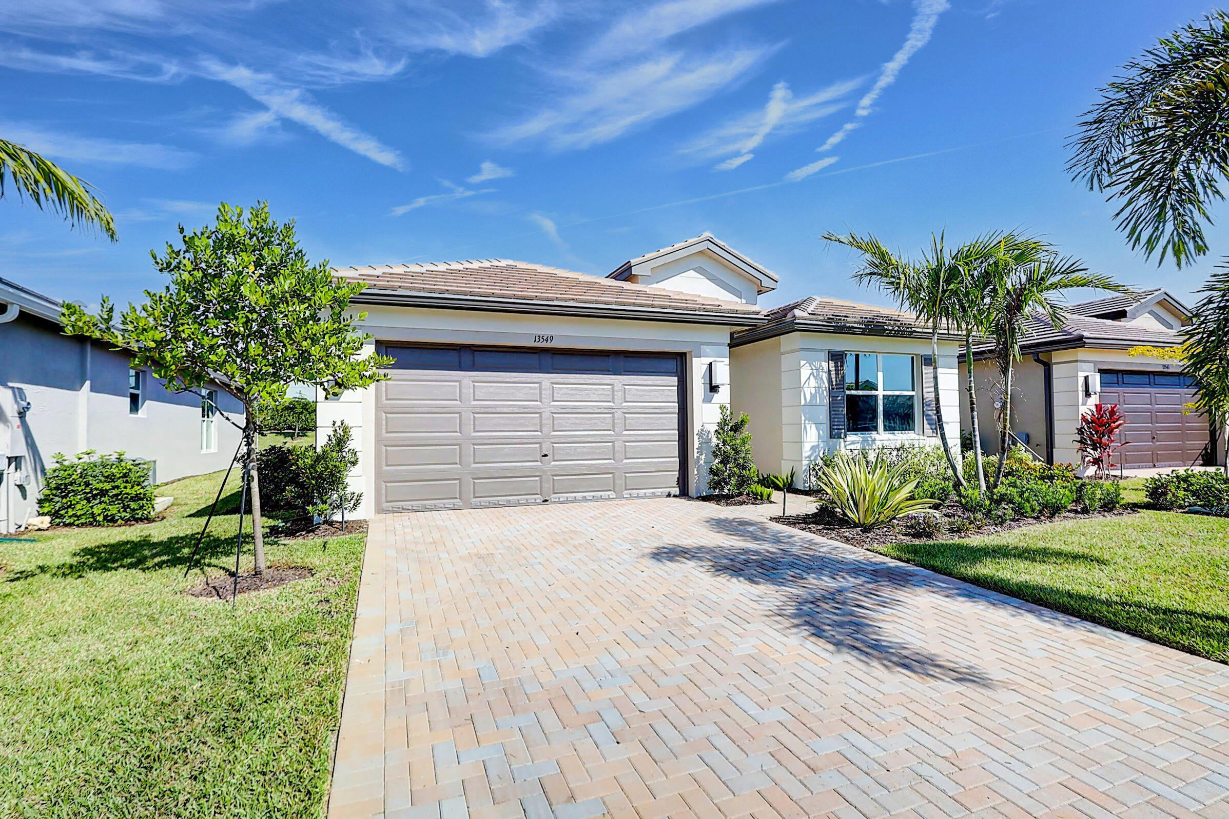 13549 SW Oceanus Boulevard – photo 2