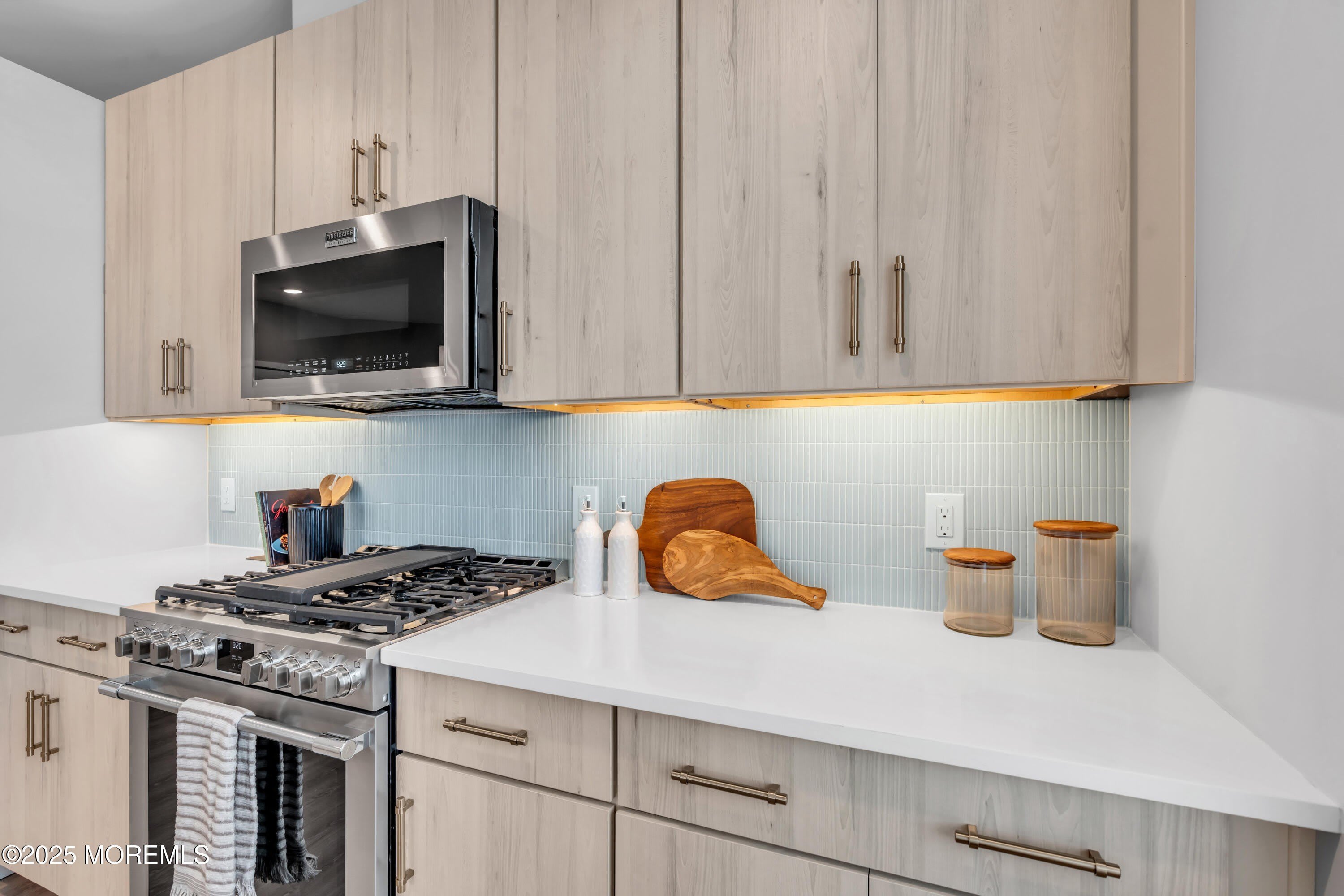 120 Monmouth Street – photo 5