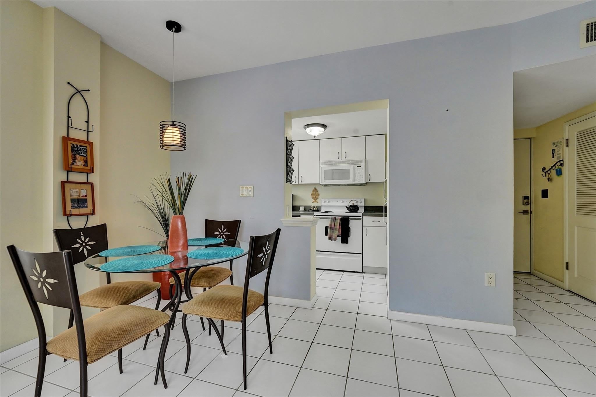 341 N Birch Road – photo 1