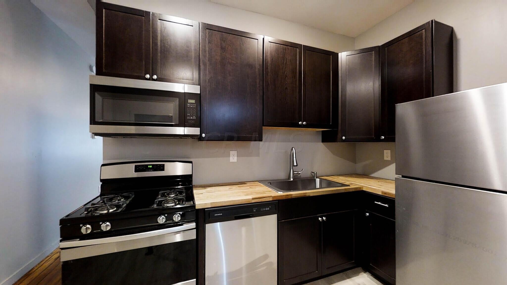1242 E Mound Street – photo 4