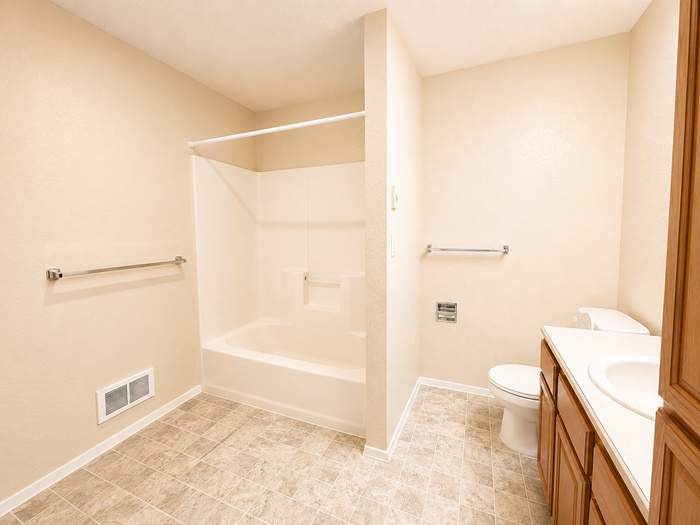 1118 West Wakefield Street – photo 5