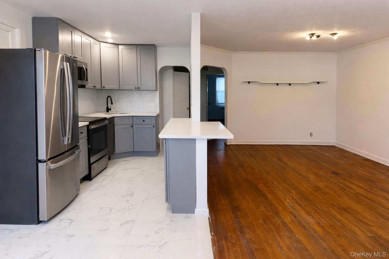 19-16 150th Street – photo 4