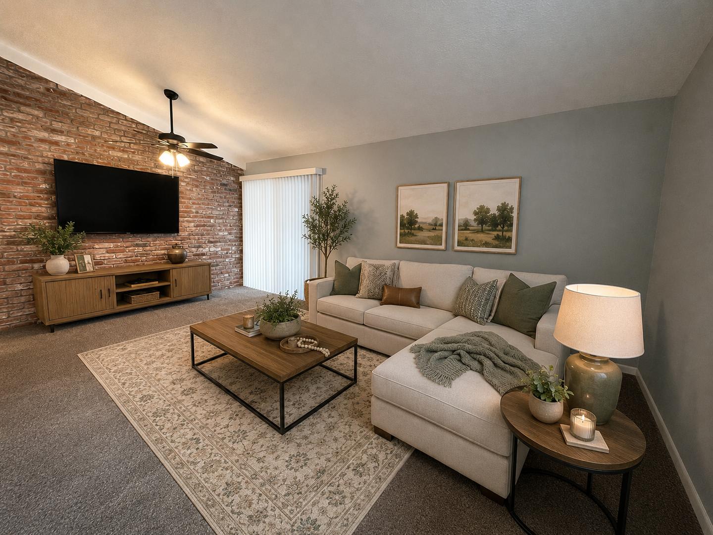 1 BD 1 BATH CONDO TOTAL ELECTRIC! – photo 2