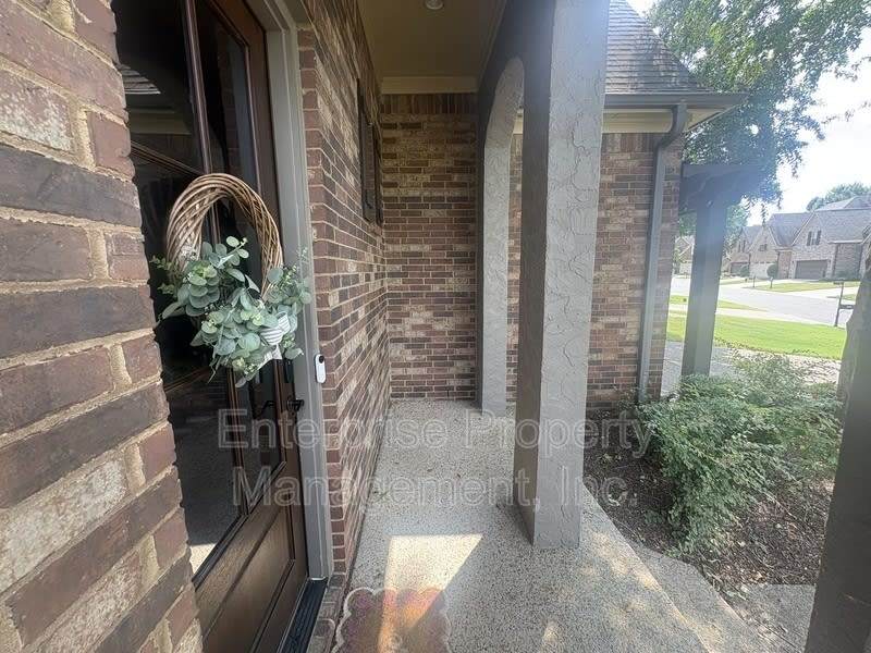 886 Winter Leaf Dr – photo 4