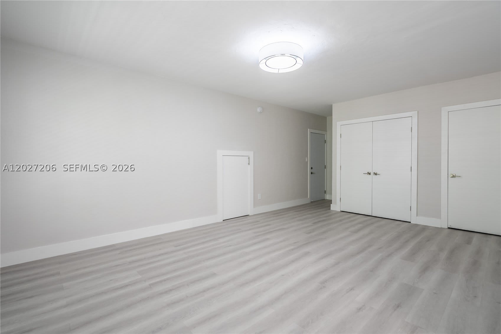 2418 Flamingo Dr – photo 5