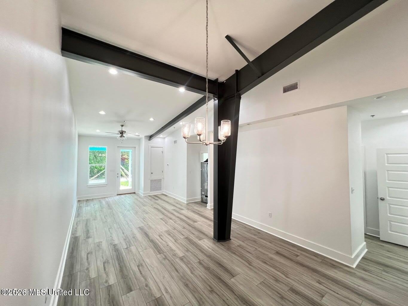 300 Seminary Drive – photo 5