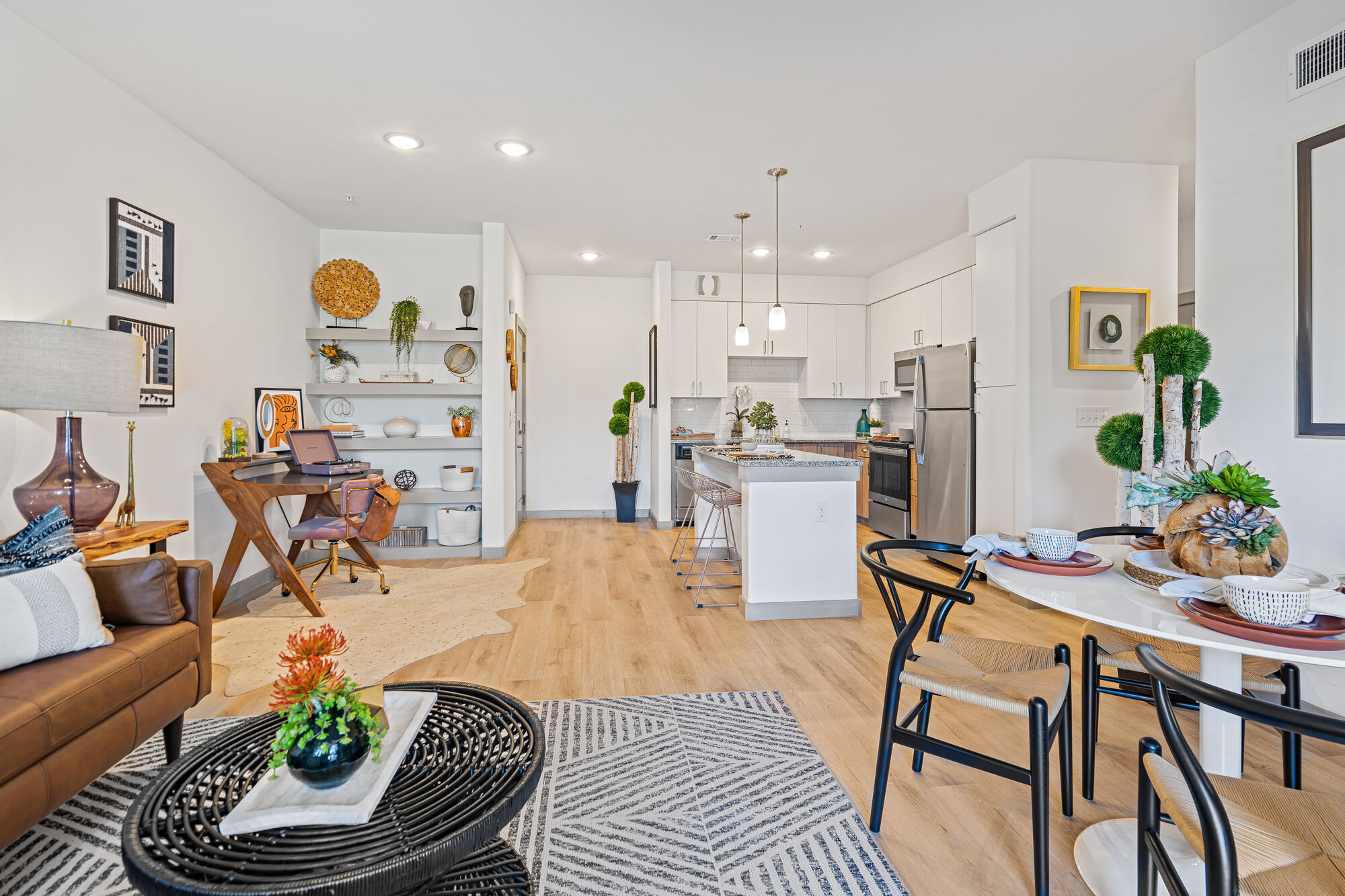 Aven Ridge Luxury Living – photo 2