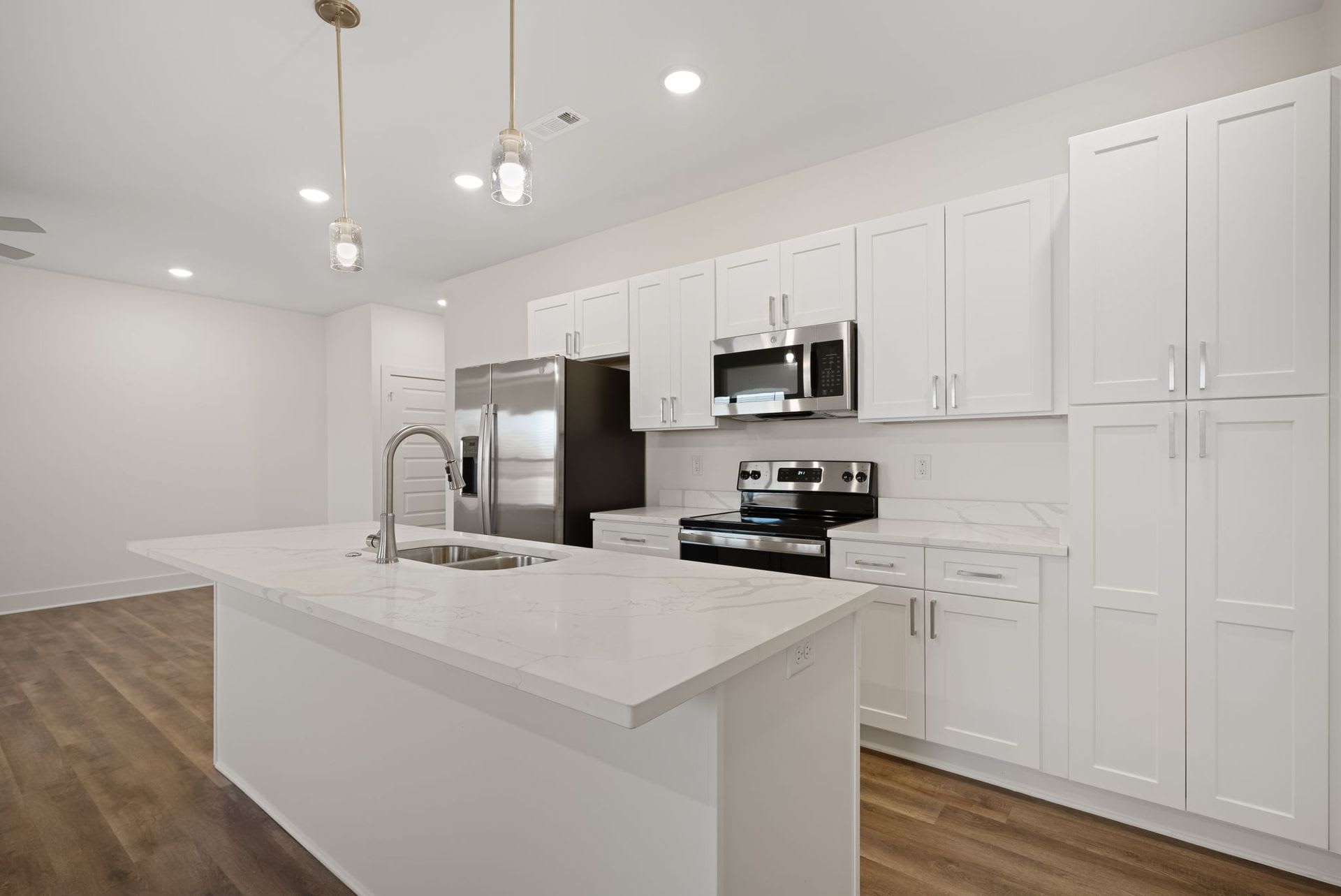 The Retreat At Been Road Villas 3 Bed 2 Bath – photo 1
