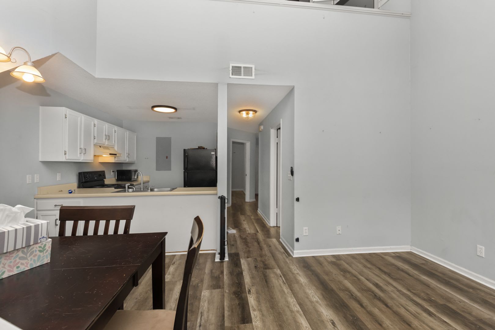 Across from Auburn Vet School! Move-In Ready 2BR/2BA Townhome in Crossland Downs – photo 3