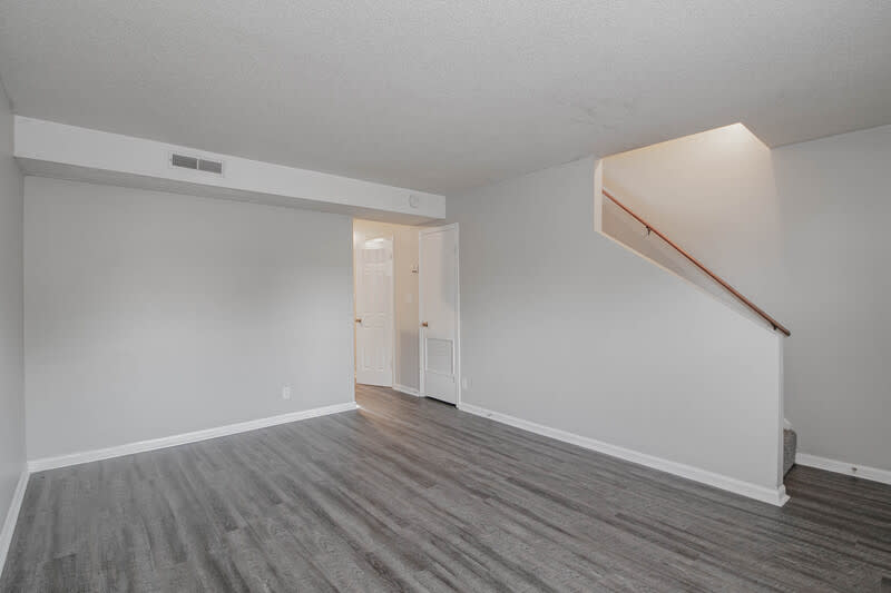 809-B Golfview Place – photo 3