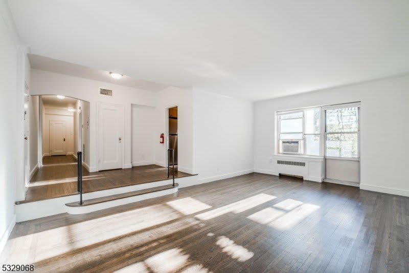10c N Ridgewood Rd – photo 3