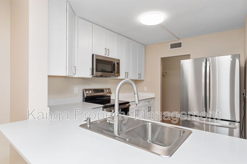 11419 NW 35 St – photo 5