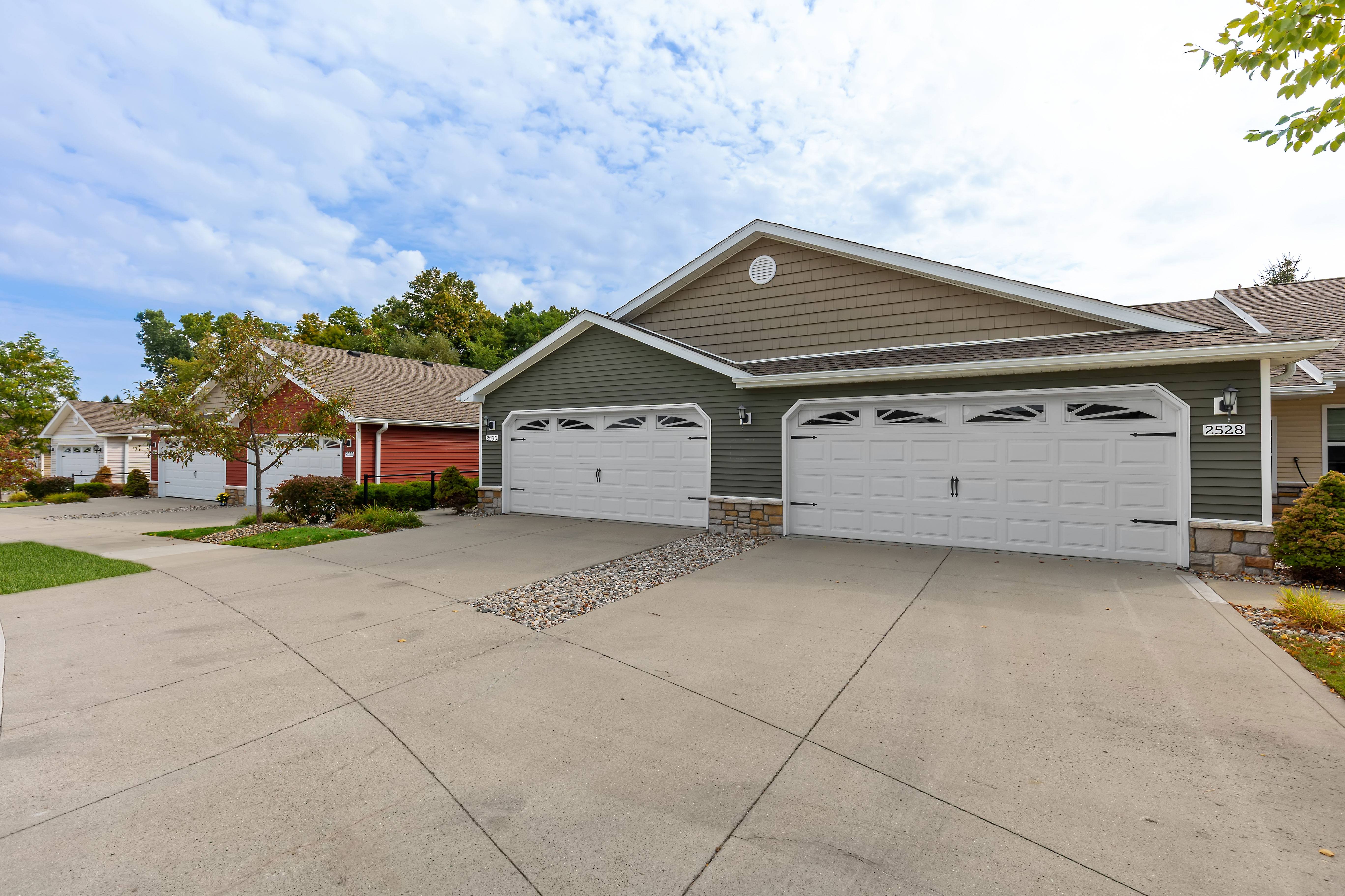Redwood Commerce Township – photo 2