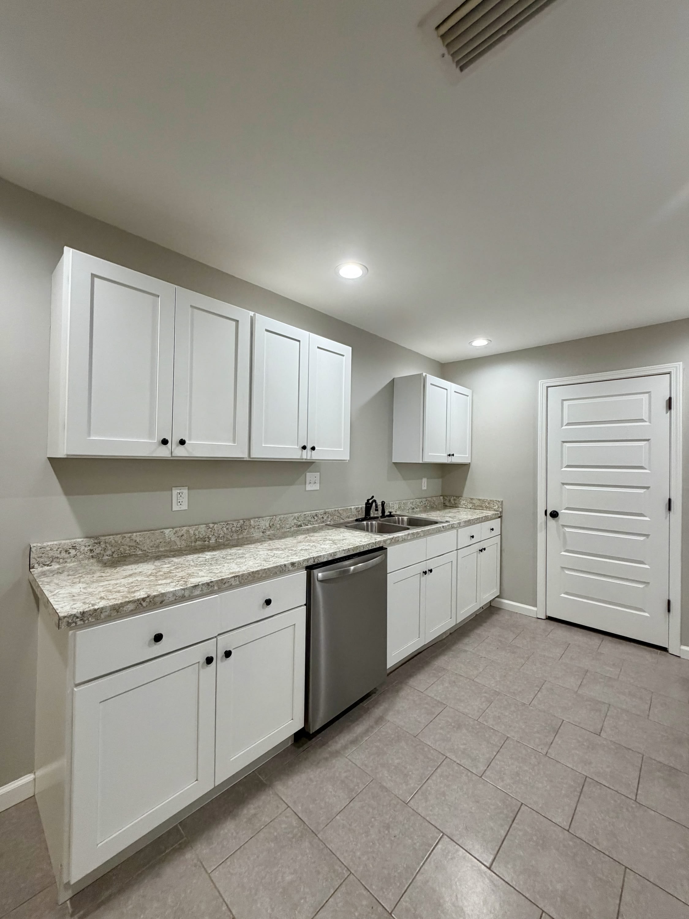 25105 Lavinia Avenue – photo 4