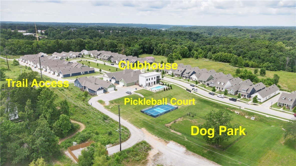 830 NE Heights Lane – photo 3