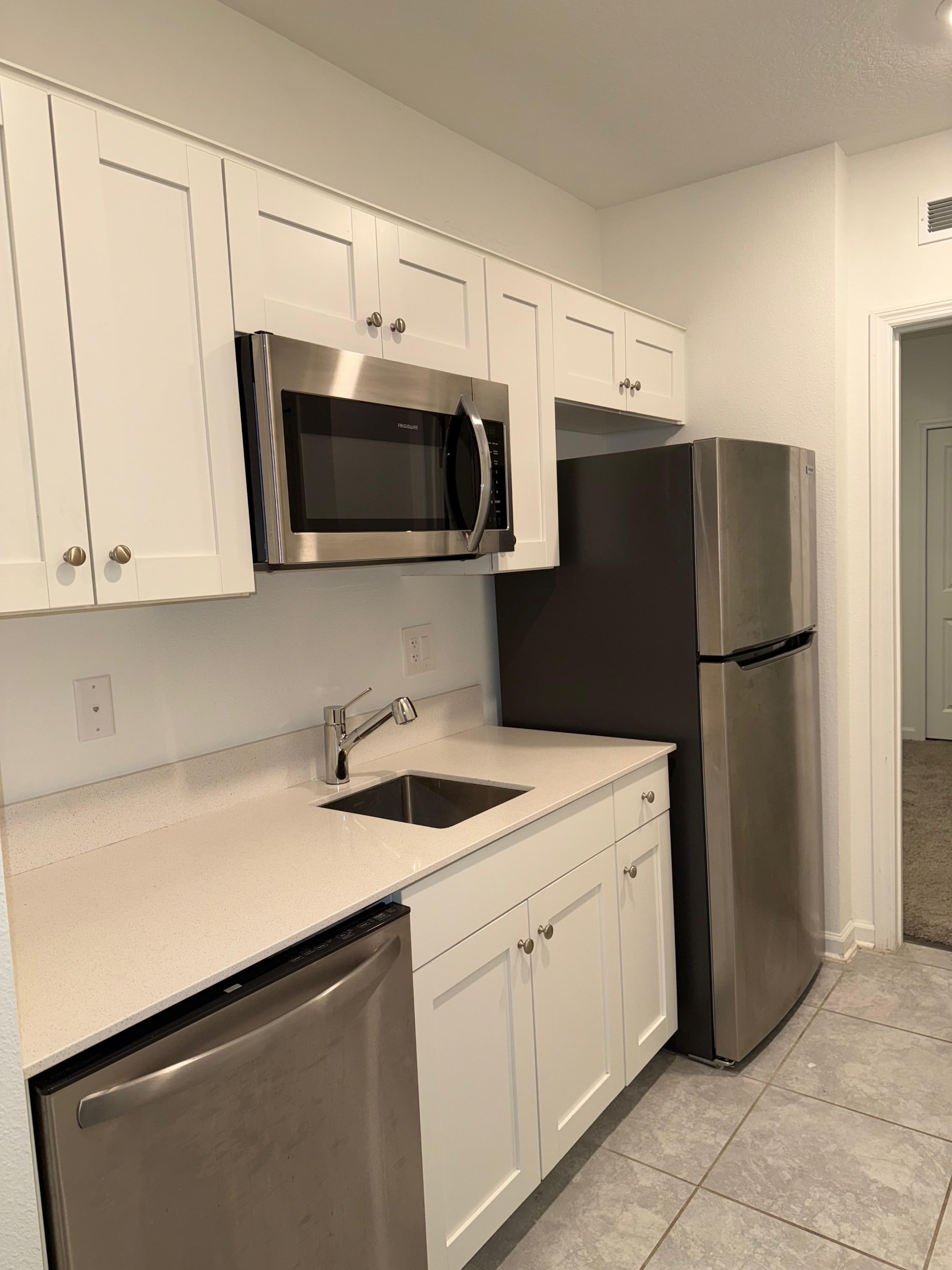 225 Lawson Avenue – photo 5
