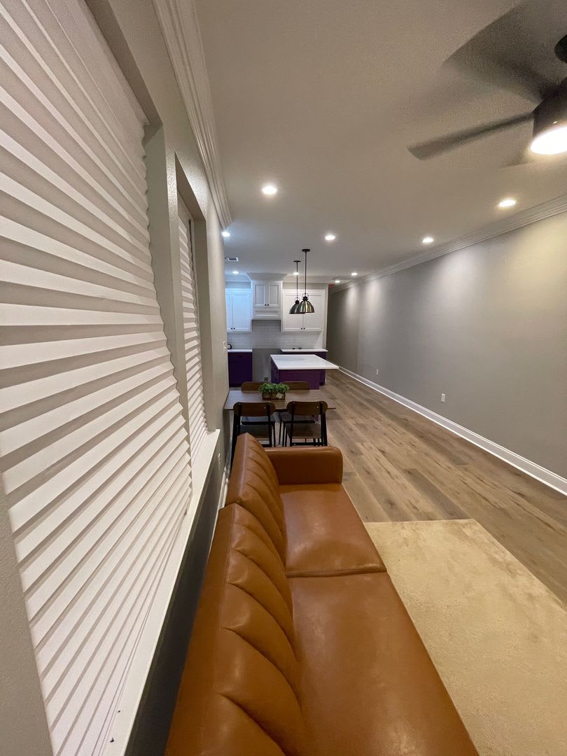 3 Bedrooms 1 Bath Mid City Streetcar Access – photo 3