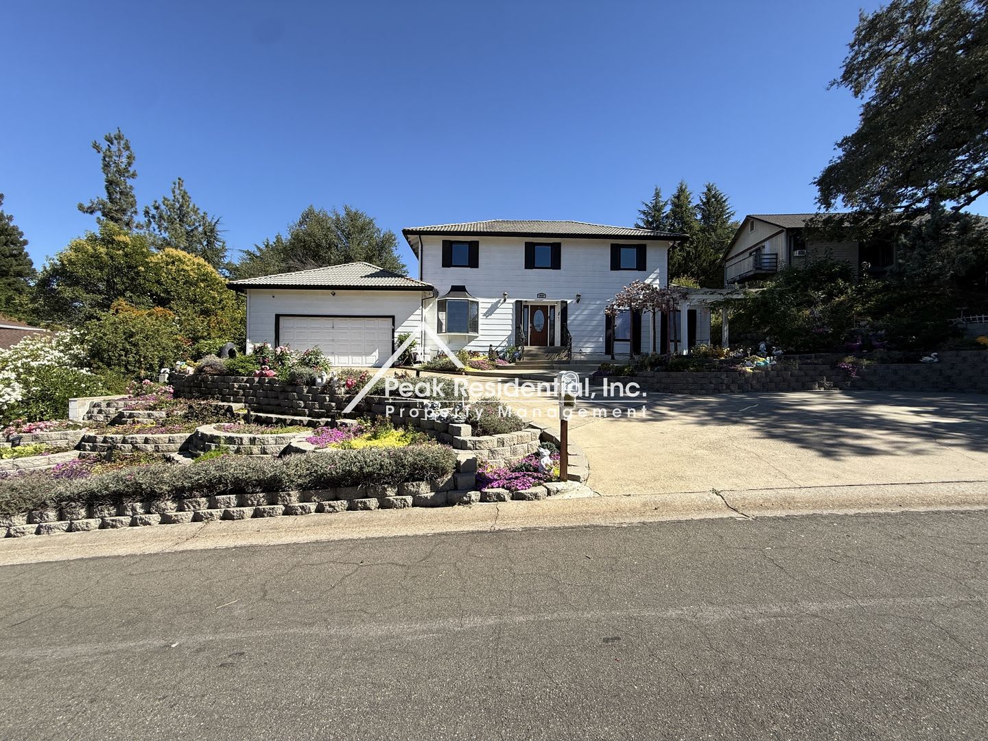 Spacious El Dorado Hills 4bd/3ba Home with Large Backyard – photo 2