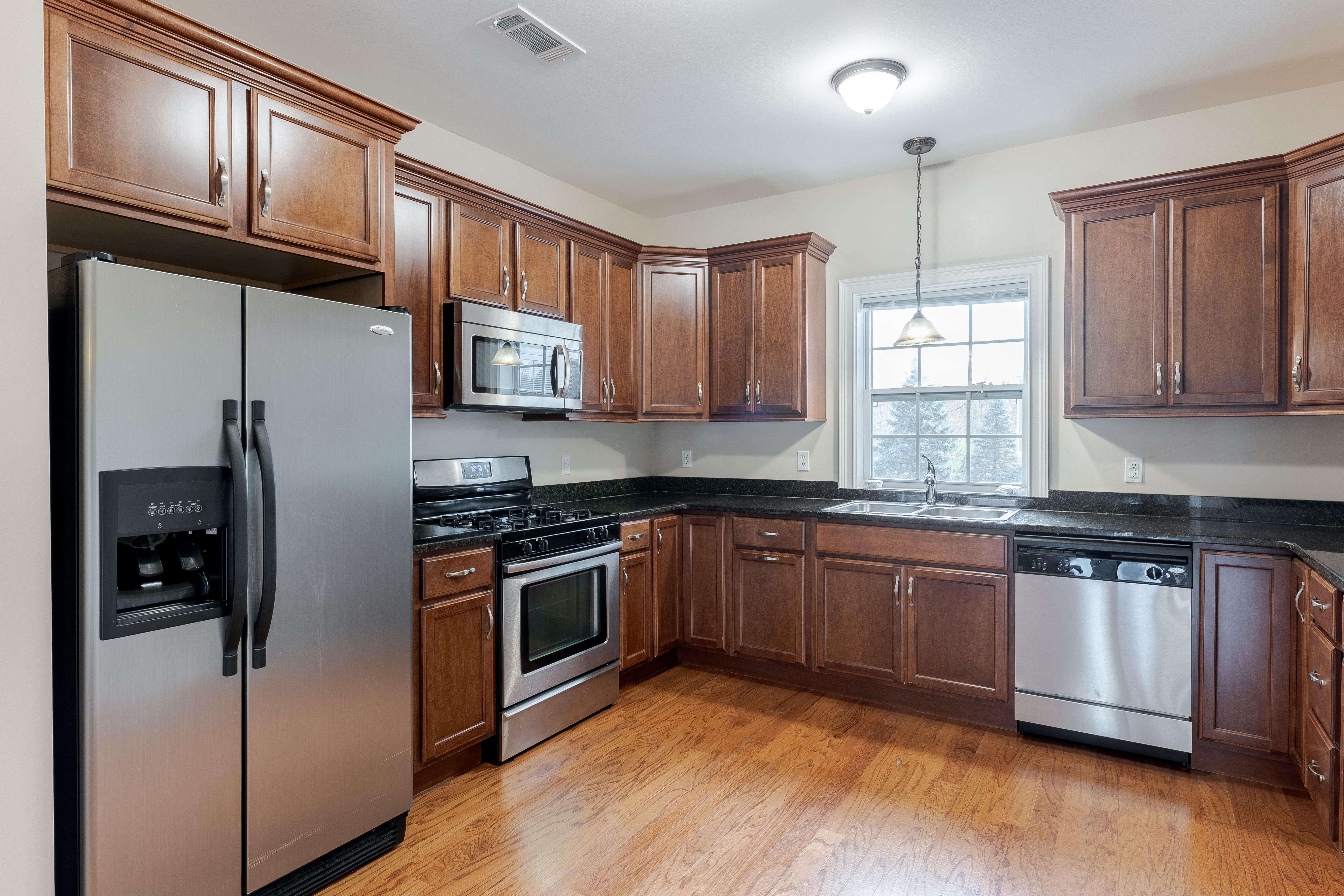 Vineyard Commons – photo 3