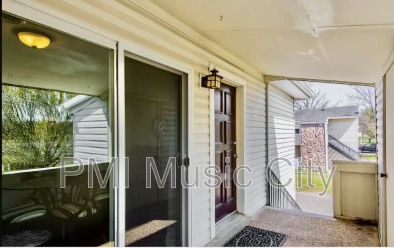 810 Bellevue Rd – photo 4
