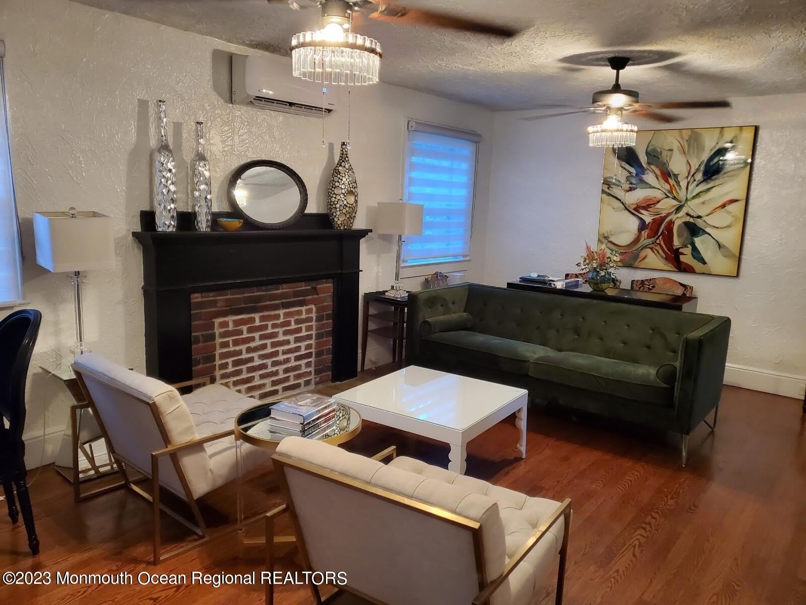 232 Jerome Avenue – photo 4