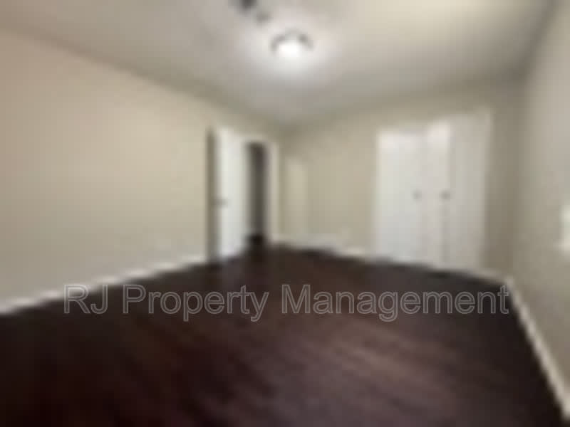 284 Gaston Ave – photo 5