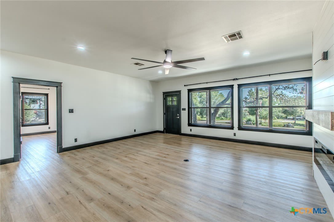 466 Arrowhead Point Road – photo 5