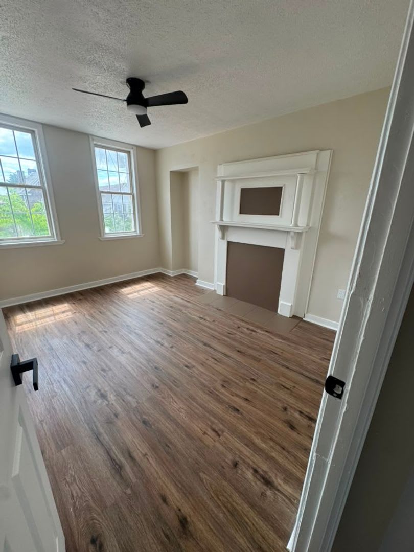 Comfortable 4BR House in McKees Rocks, Section 8 Considered!! – photo 3