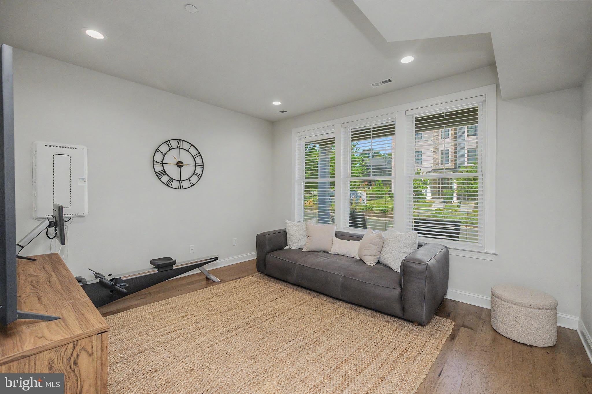 300 SQUIRE Drive – photo 4