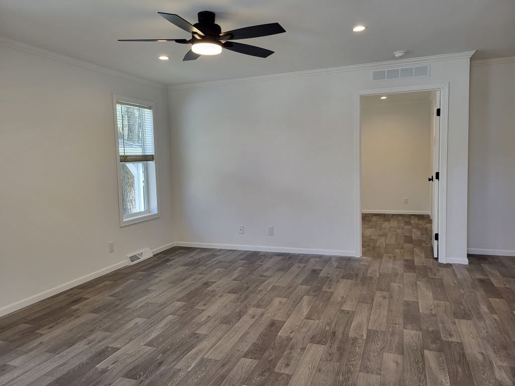1143 Bayside Road – photo 5