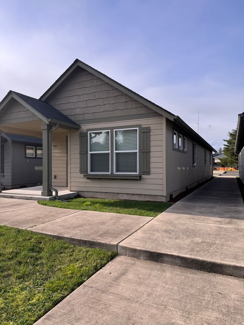 Beautiful 3 bedroom home in Cottage Grove- River Walk Village – photo 2
