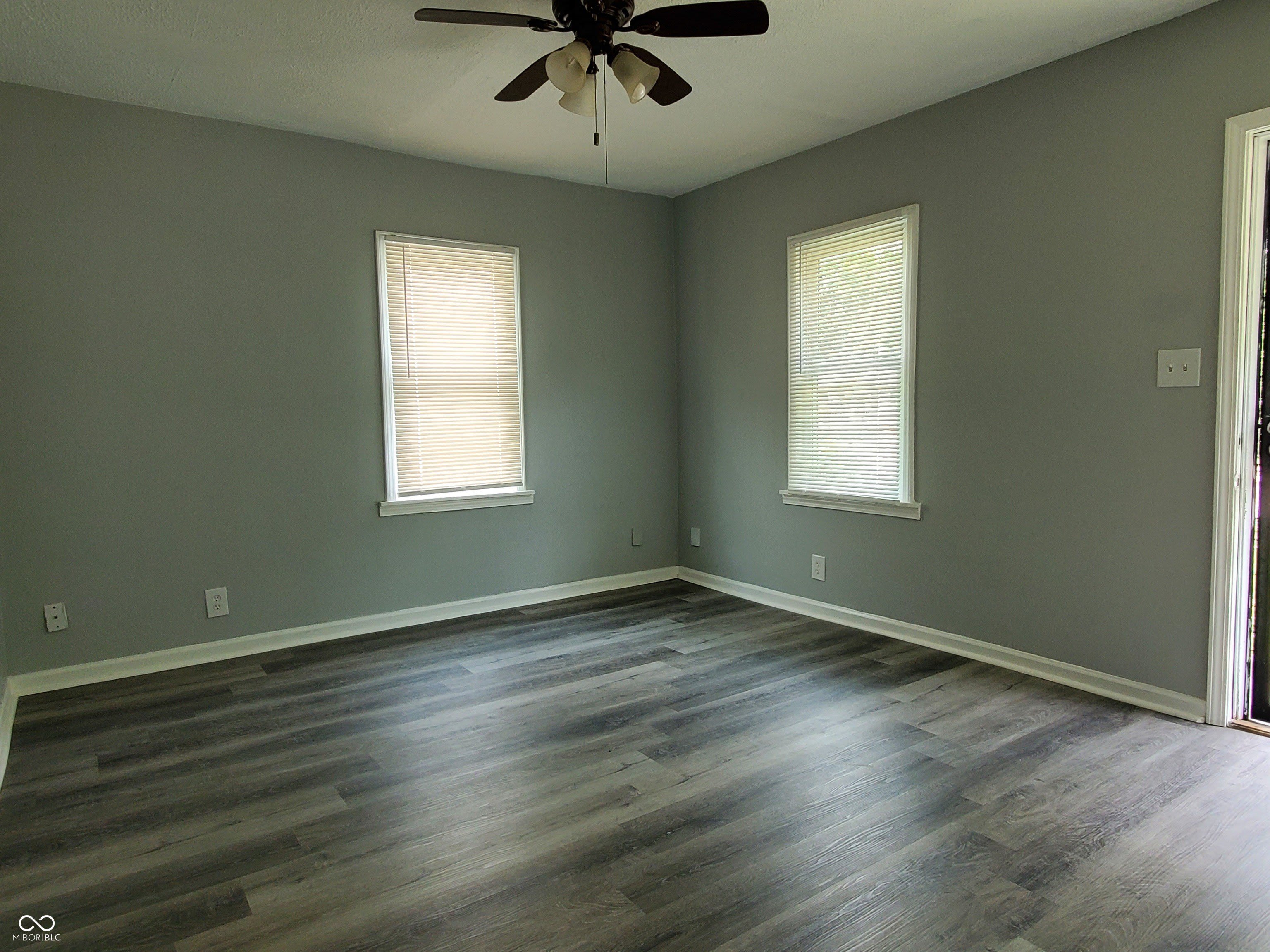 3290 Ralston Avenue – photo 3