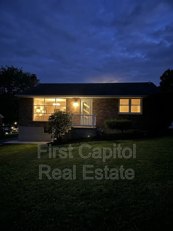 755 York Street – photo 2