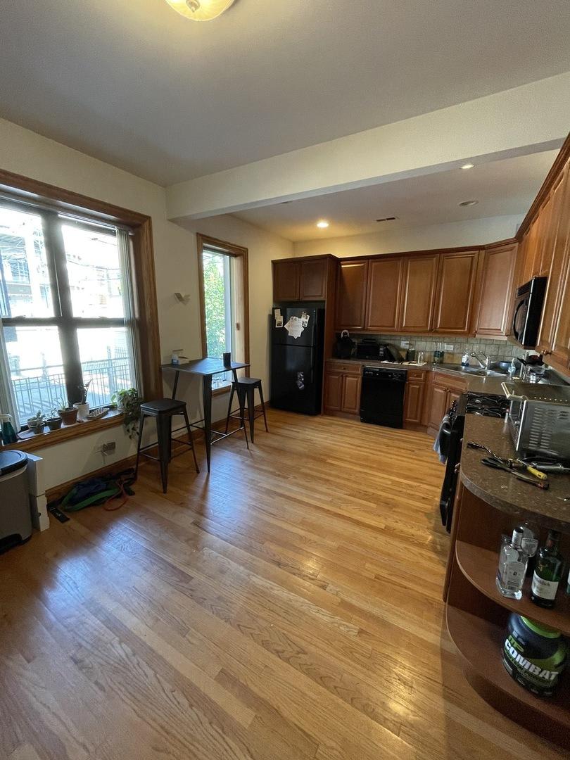3736 North Sheffield Ave – photo 5