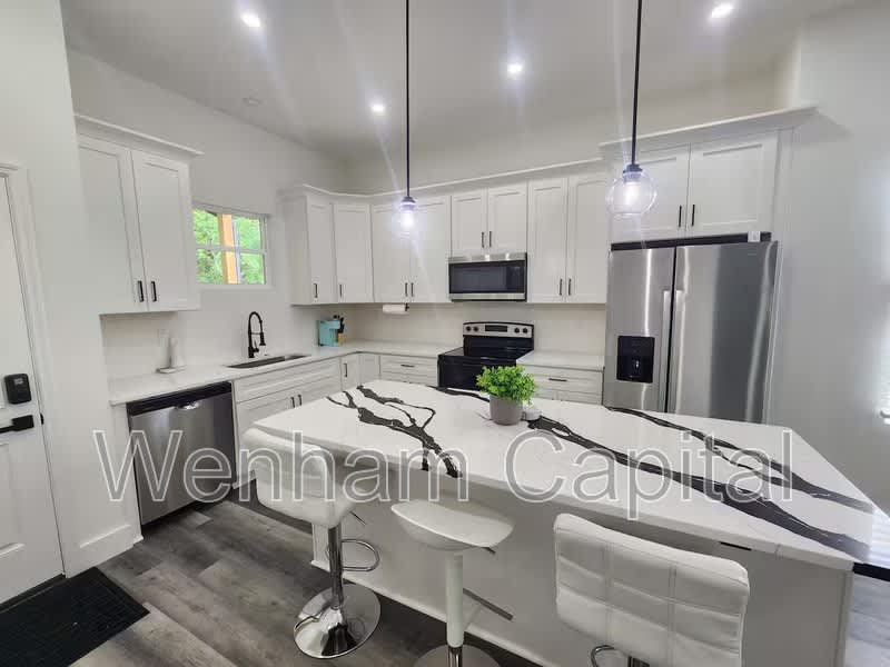1528 Murphy Ave Sw – photo 2