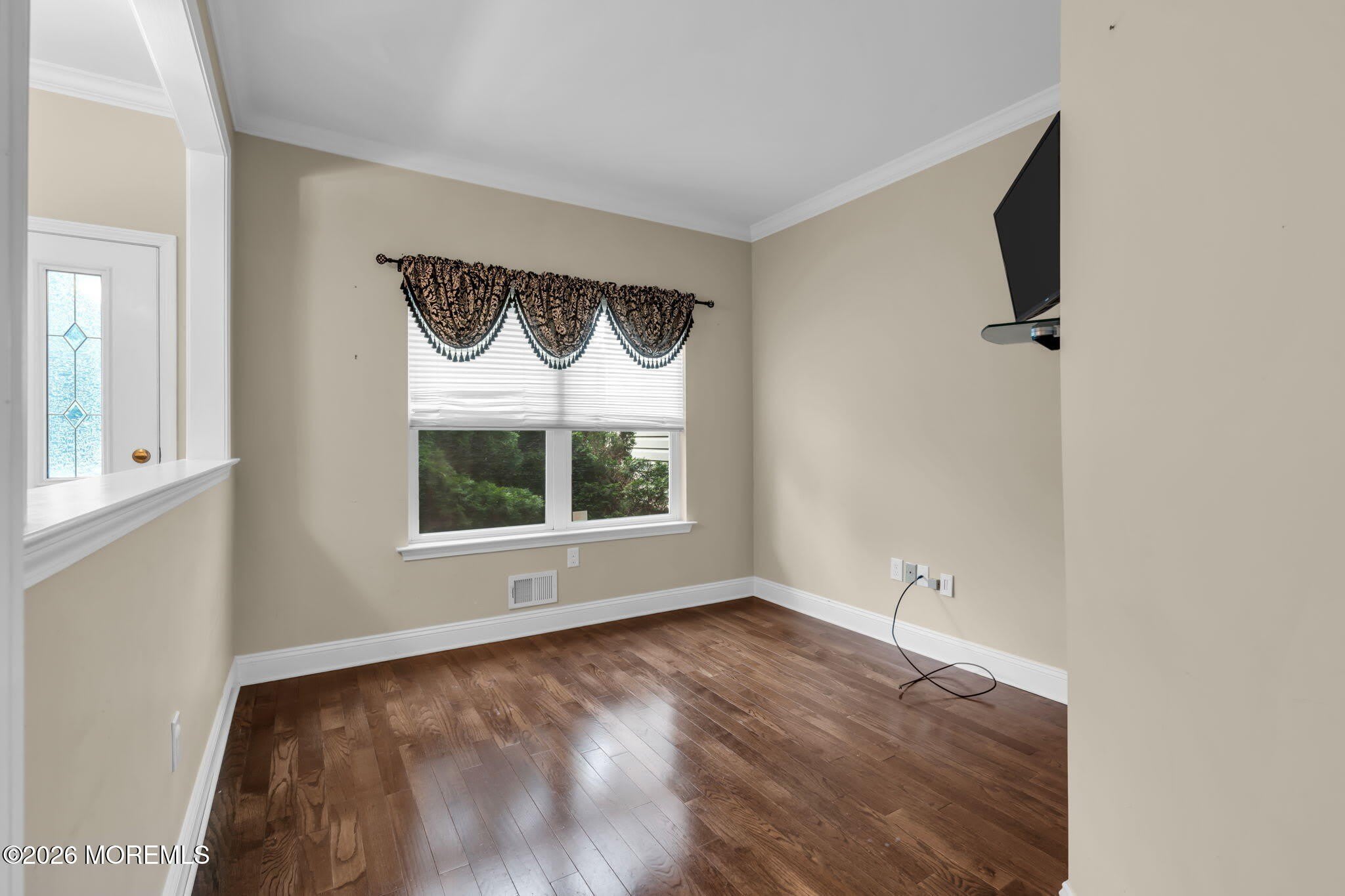 12 Sanford Street – photo 4