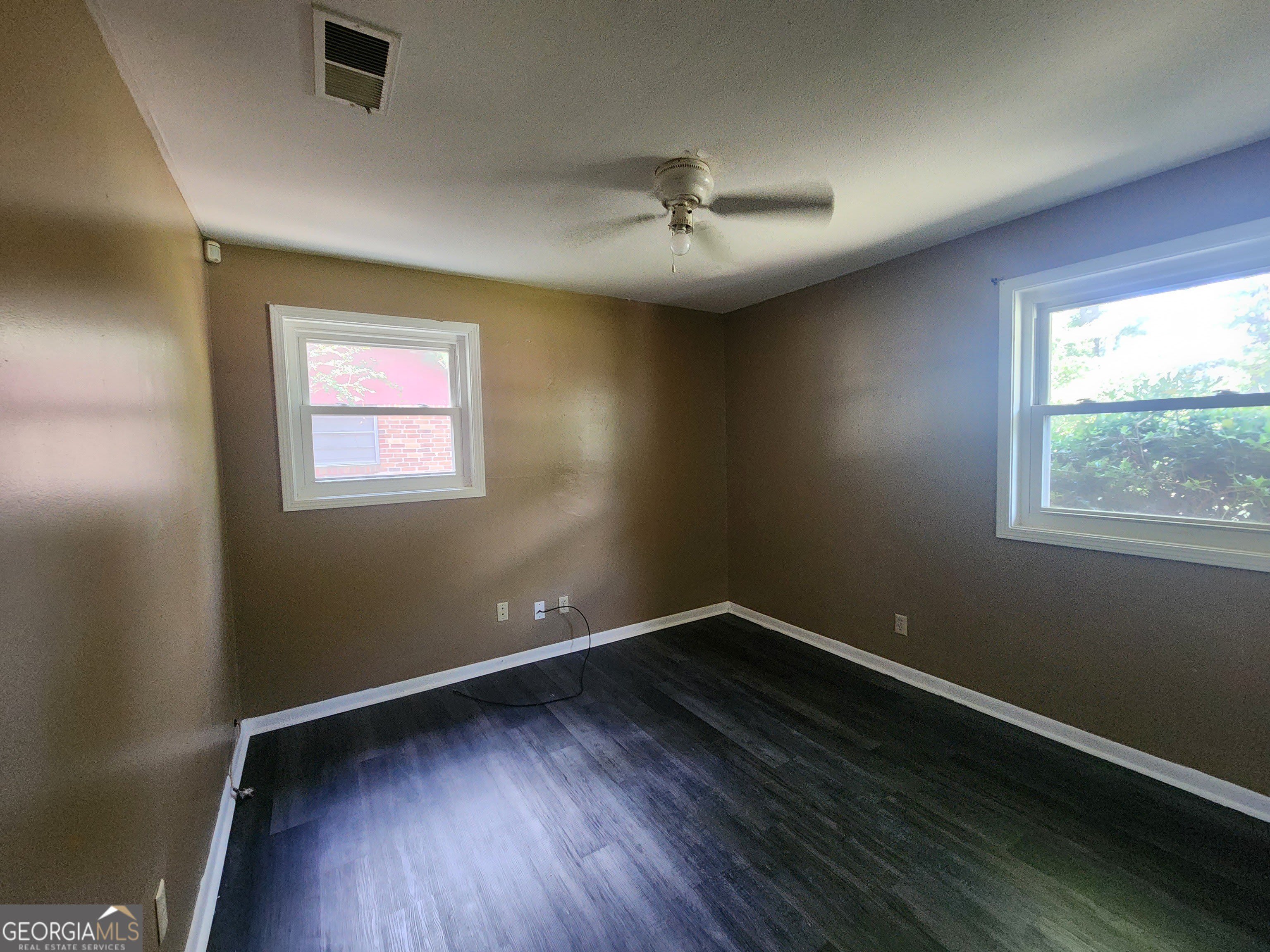 3245 Doyle Avenue – photo 3