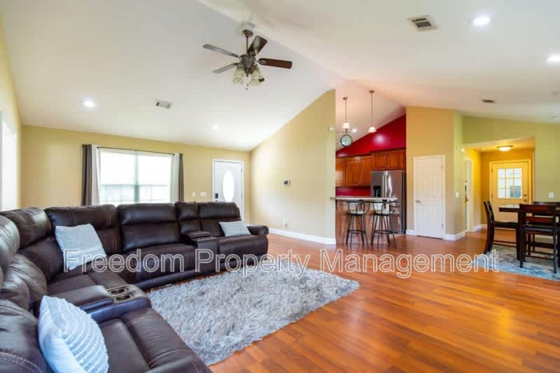1373 Darden Road – photo 2