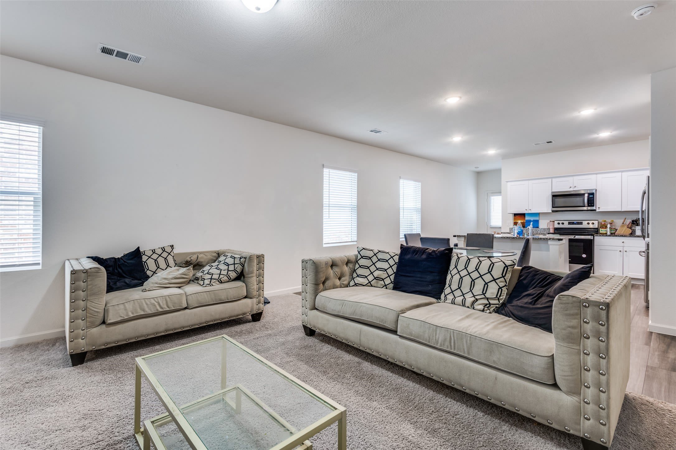 1816 Marquette Drive – photo 2